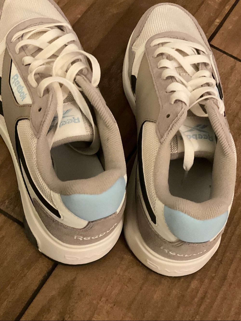 Reebok Womens Glide DMX  alabaster Ash Soft blue Sneaker Trainer size 10.5 - Picture 3 of 5
